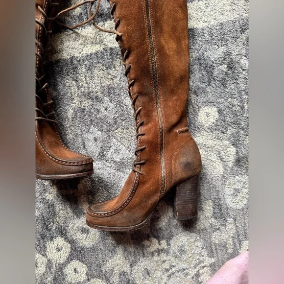 Frye Women’s Parker Brown Lace-Up Knee-High Moc Boots - Picture 5 of 16